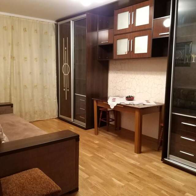 Апартаменты Сучасна квартира в центрі міста Луцк-4